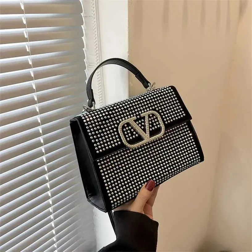 COMBO DEAL - VLOGO SIGNATURE PUMPS & CROSSBODY BAG - BLACK (SILVER)