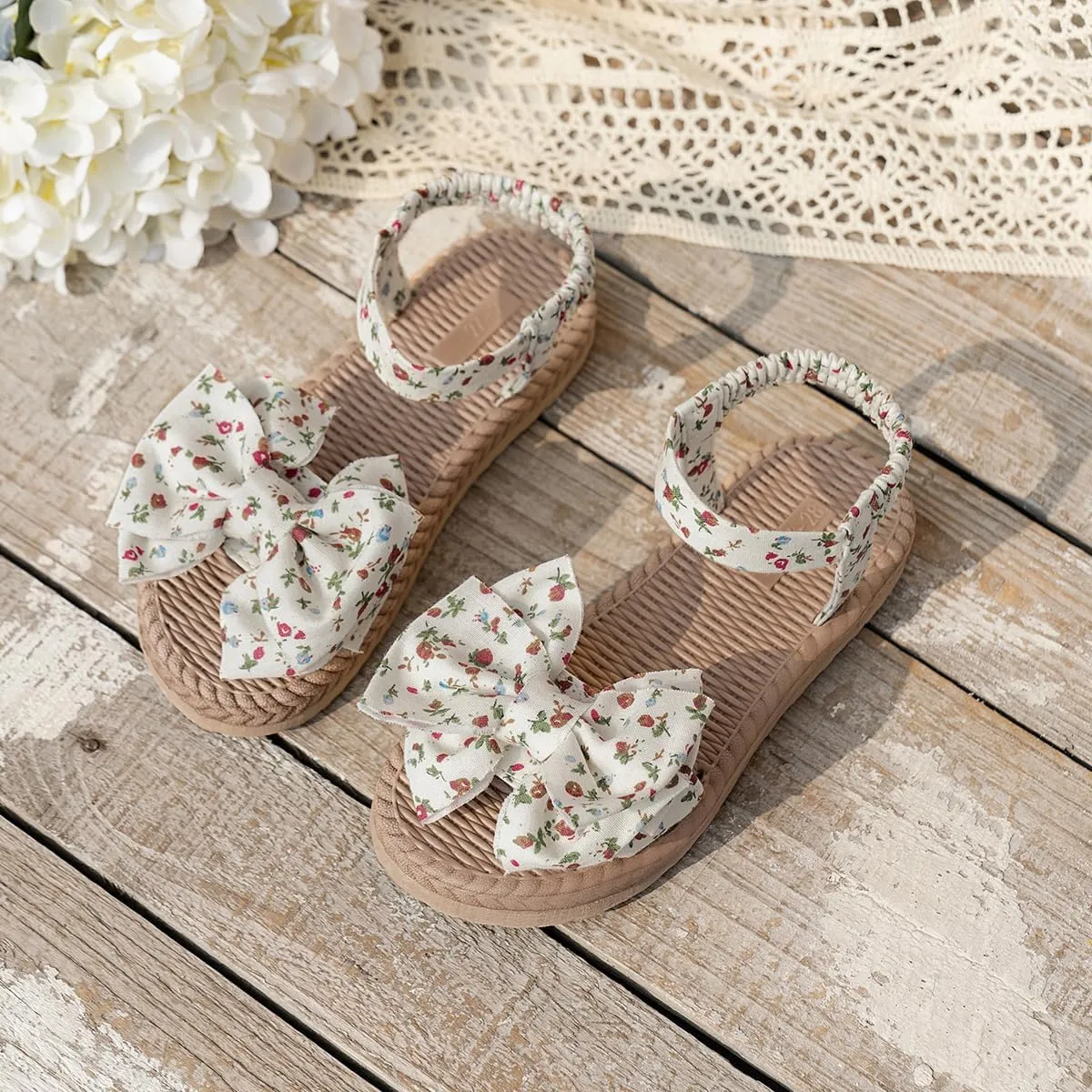 Kids' Open Toe Platform Sandals - Stylish Summer Slides with Bow Tie Design, Perfect Outdoor Footwear