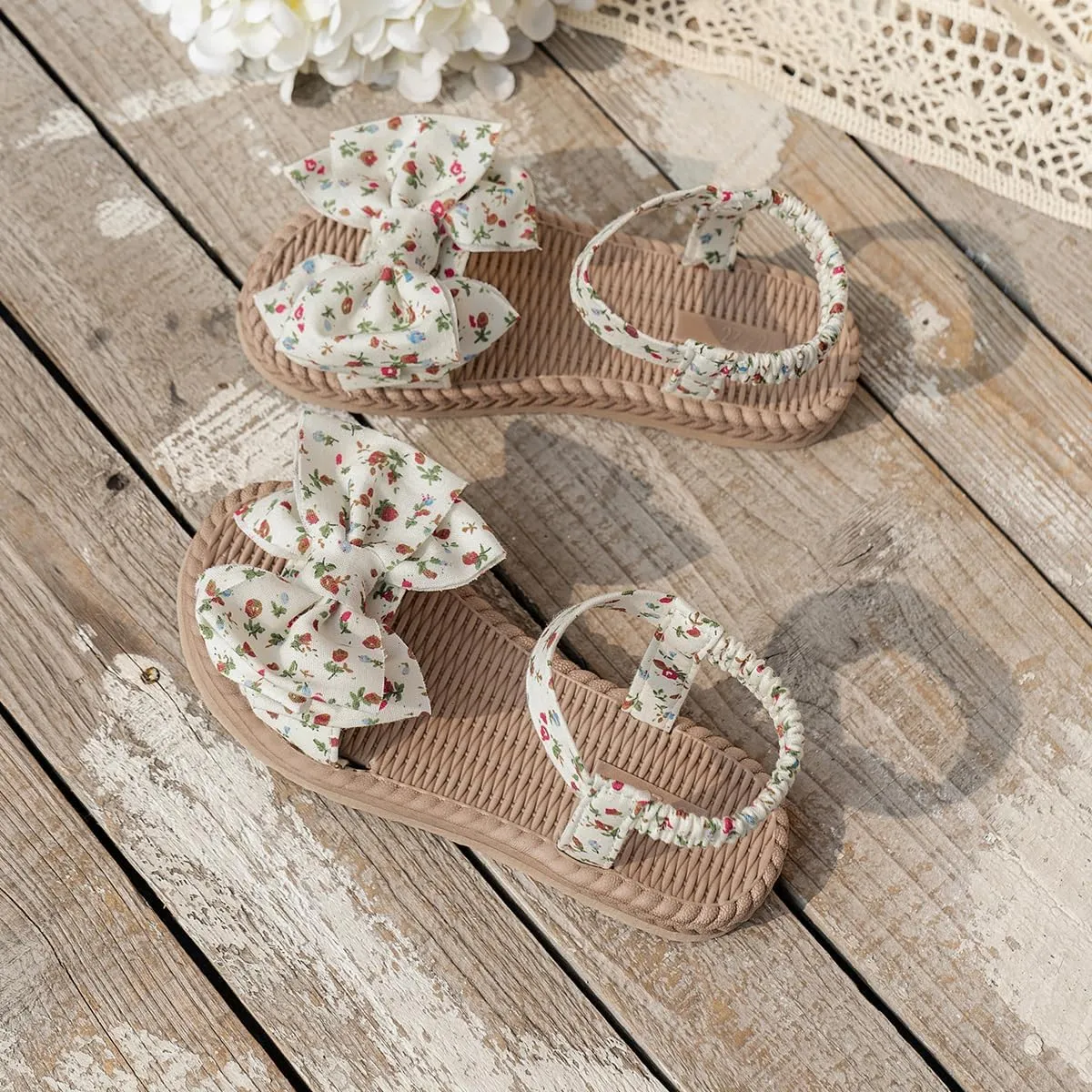 Kids' Open Toe Platform Sandals - Stylish Summer Slides with Bow Tie Design, Perfect Outdoor Footwear