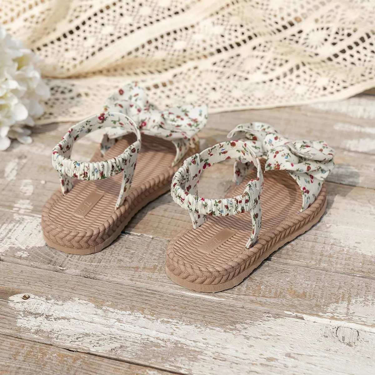 Kids' Open Toe Platform Sandals - Stylish Summer Slides with Bow Tie Design, Perfect Outdoor Footwear